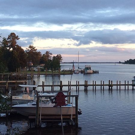 Bath Harbor Marina And Motel Exteriör bild